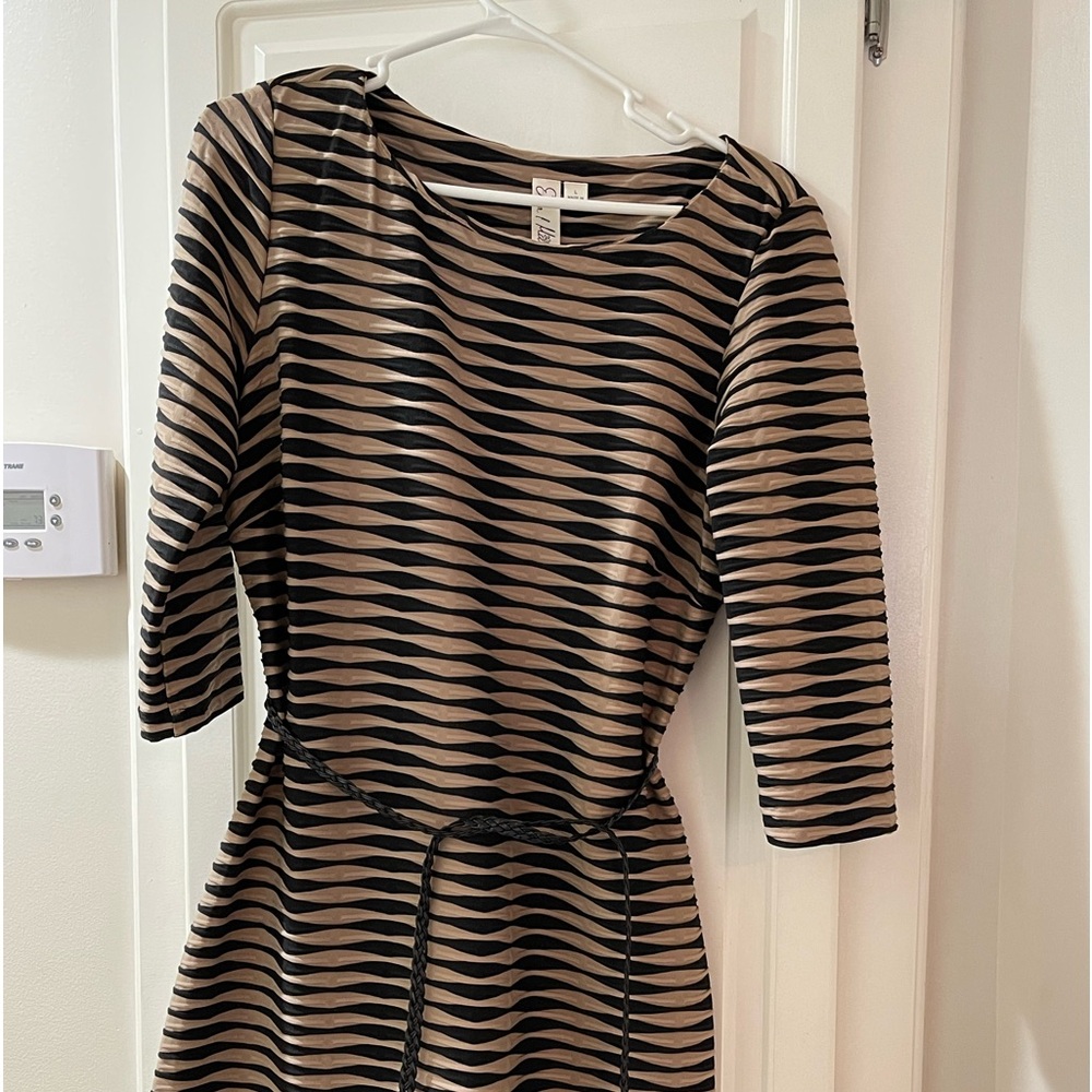 Ladies Emma & Michele dress.